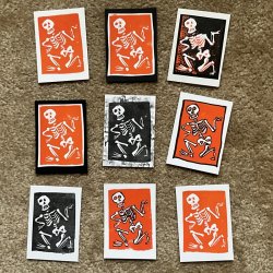 Kneeling Skellie Set