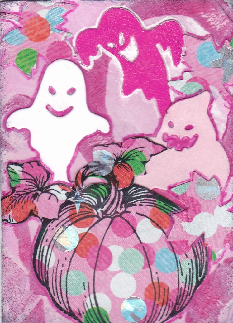 HALLO 01 pink ghosts.jpg