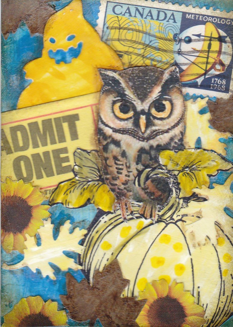 HALLO 02 blue yellow owl.jpg