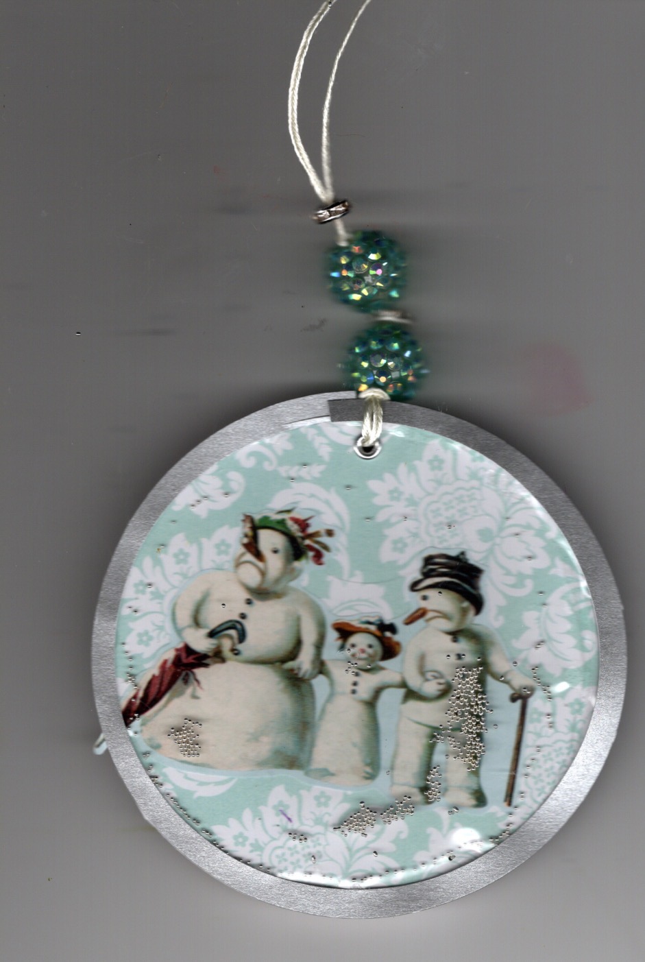 snowglobe_snowfamily.jpeg