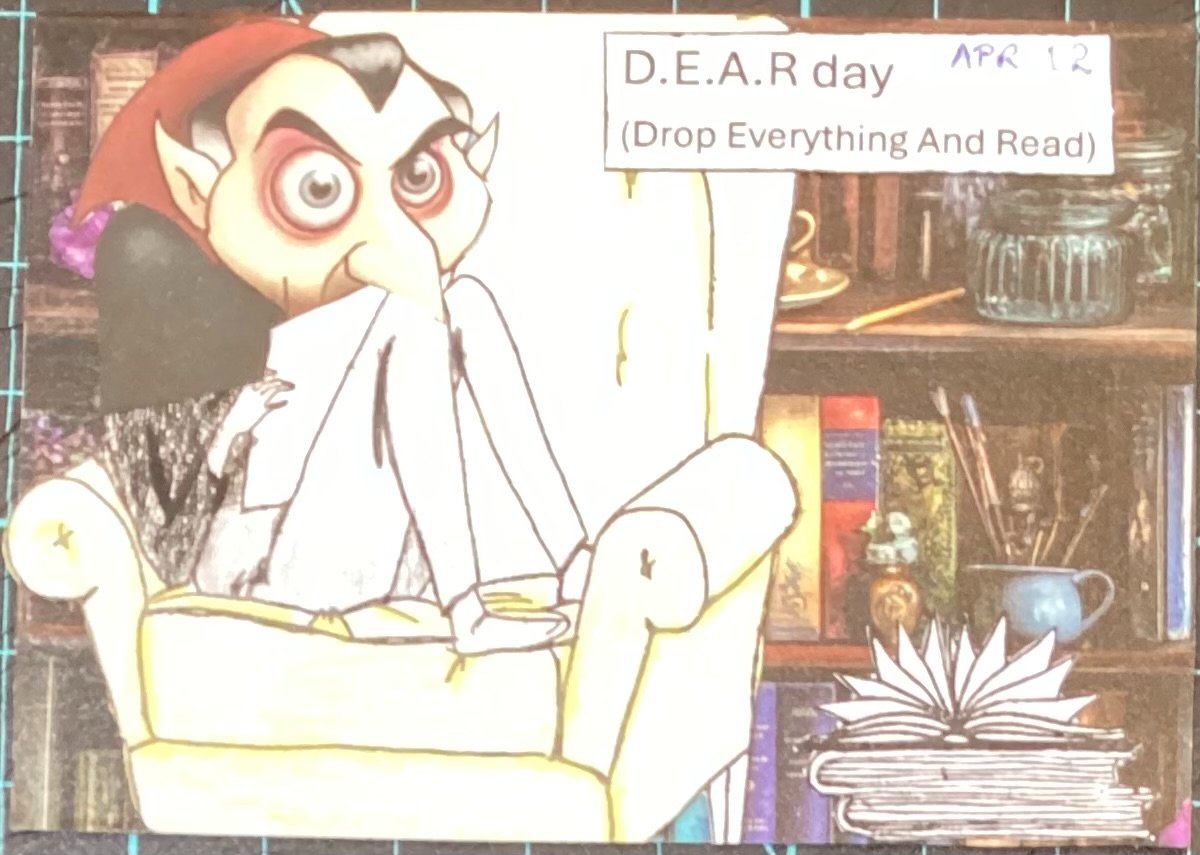 Weird vampire holidays 3/7